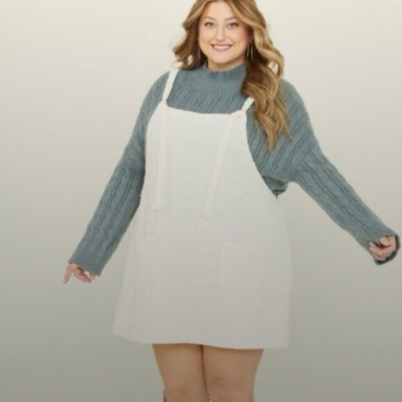 ARULA Dresses & Skirts - ARULA Ivory Shine Skirtall Dress PLUS SIZE 2X Ivory Coastal Feminine Texture EUC